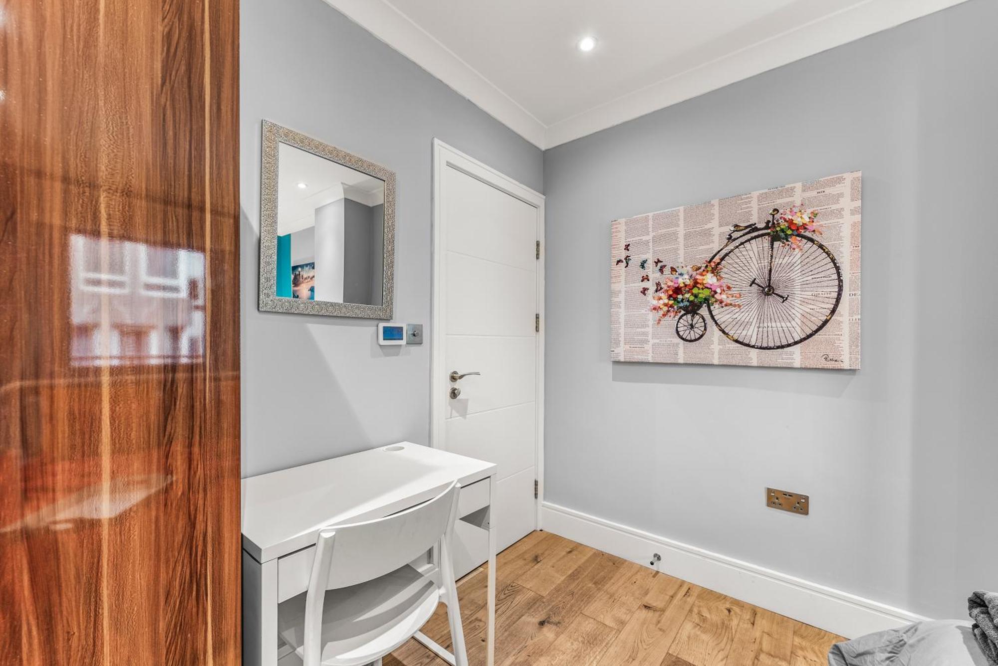Comfortable City Centre Apartment For Contractors And Couples - City Centre 브리스틀 외부 사진